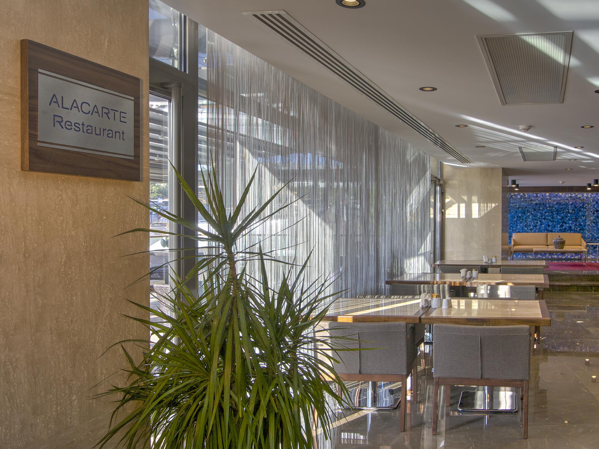 Hotel Fesa Business 4*