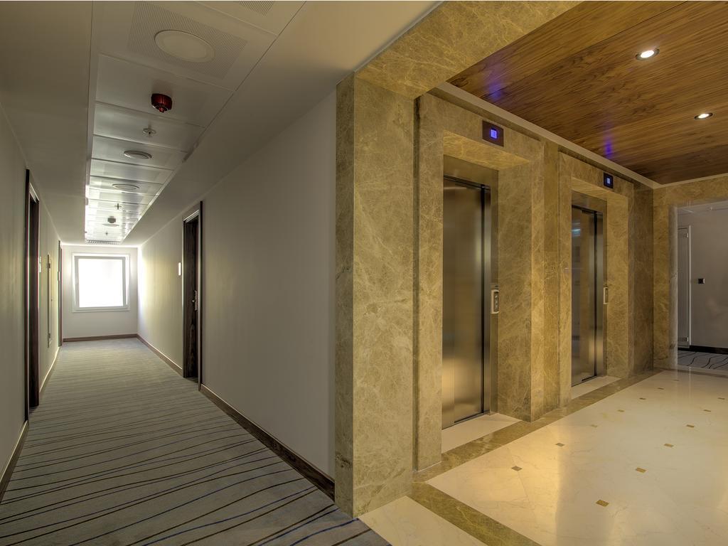 Hotel Fesa Business 4*